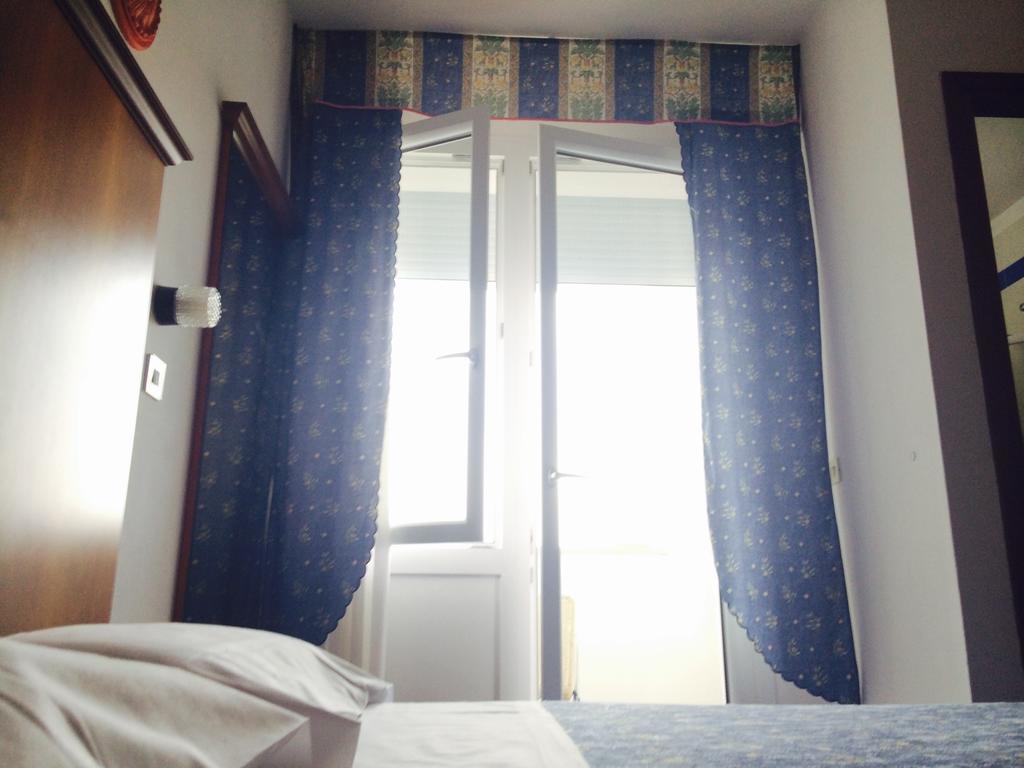 ליגננו סביאדורו Hotel Villa Candia חדר תמונה